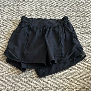 Lululemon shorts size: two length:4 inches black